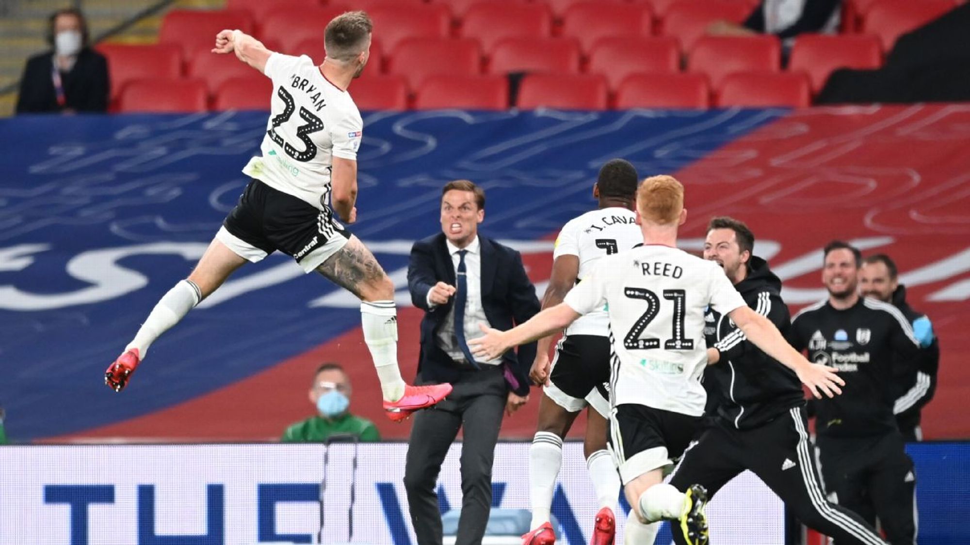 万欧元买断 万欧元买断